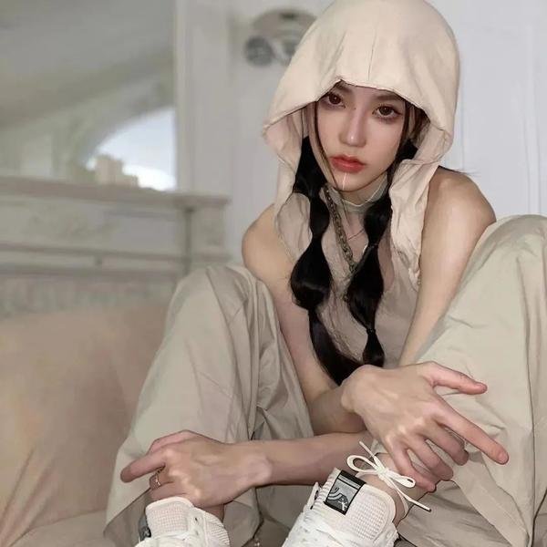 左轮百合